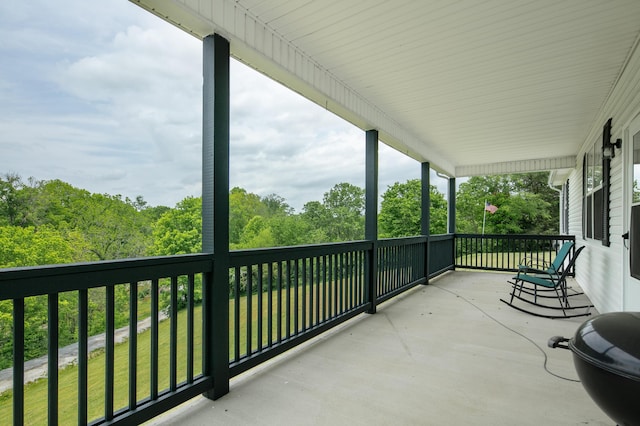 1335 Curtis Pike, Richmond, KY 40475 - view of covered porch