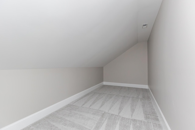 2269 Savannah Ln, Lexington, KY 40513 - additional living space featuring lofted ceiling, light colored carpet, and baseboards