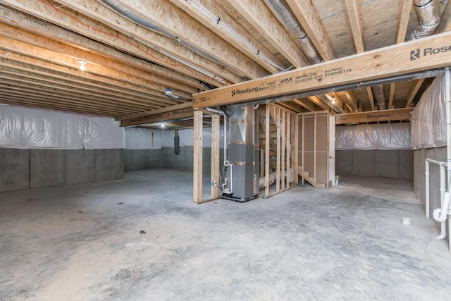 2269 Savannah Ln, Lexington, KY 40513 - unfinished below grade area with heating unit