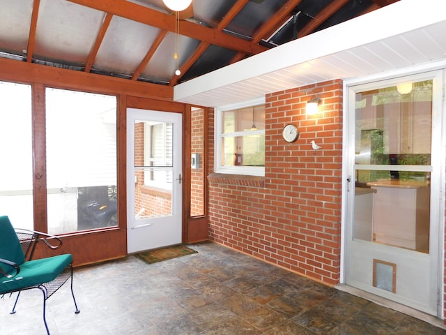 184 Meadow Dr, Harlan, KY 40831 - sunroom / solarium with vaulted ceiling