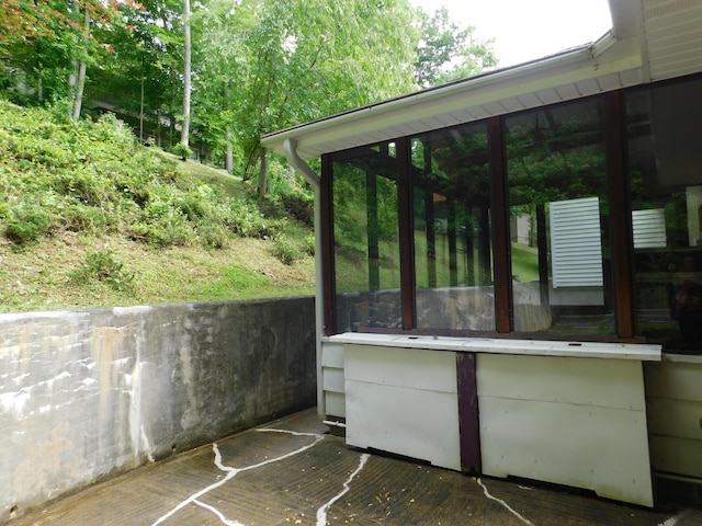 184 Meadow Dr, Harlan, KY 40831