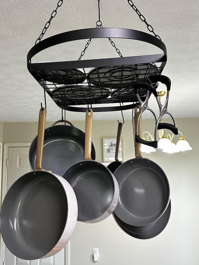 76 Waterford Way, Somerset, KY 42501 - detailed view of a textured ceiling