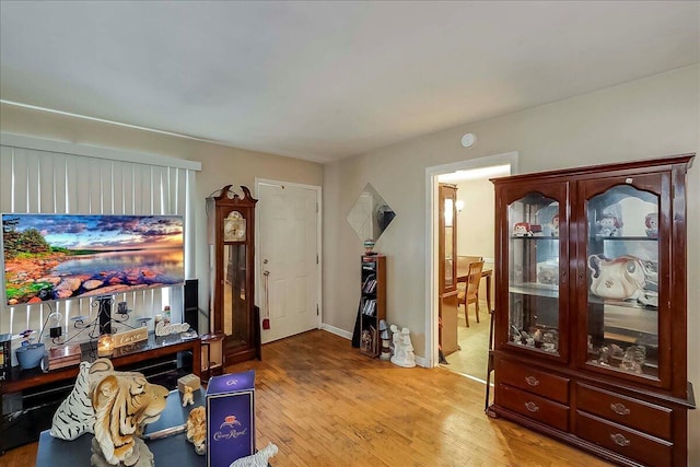 149 Willis Ave, Frankfort, KY 40601 - interior space featuring light wood finished floors and baseboards