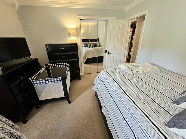 87 Park Estates Ln, London, KY 40744 - bedroom featuring crown molding, carpet floors, and a closet