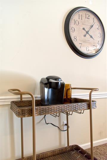 4218 Reserve Rd Unit 104, Lexington, KY 40514 - detailed view of carpet flooring and baseboards