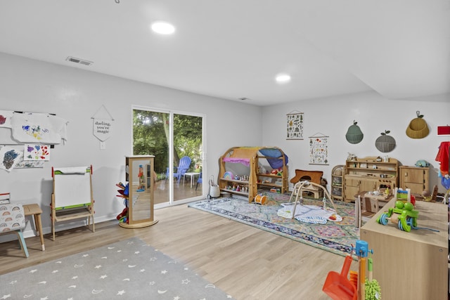 3488 Elmendorf Way, Lexington, KY 40517 - game room featuring wood finished floors and recessed lighting