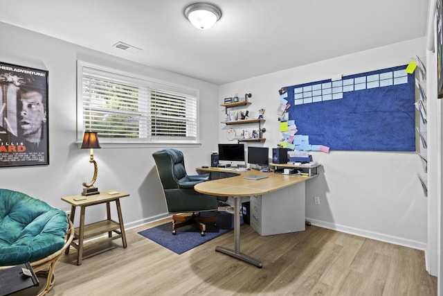 3488 Elmendorf Way, Lexington, KY 40517 - home office with wood finished floors and baseboards