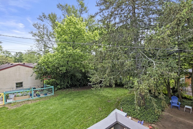 3488 Elmendorf Way, Lexington, KY 40517 - view of green lawn