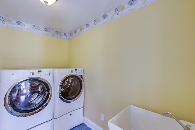 4301 Ravens Crest Ln, Lexington, KY 40515 - laundry area featuring washing machine and clothes dryer and tile patterned floors