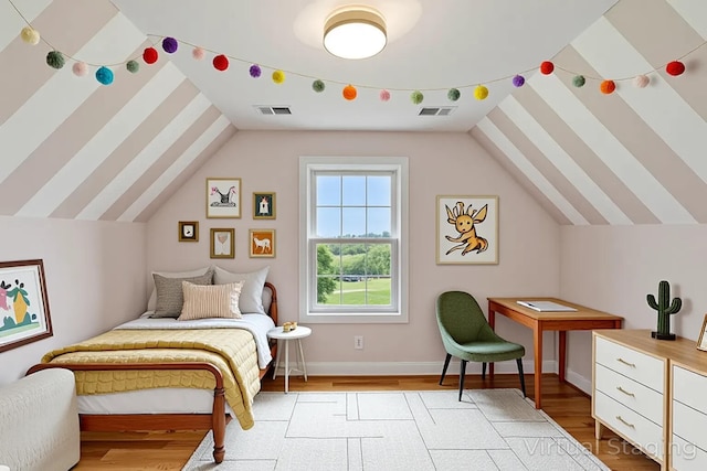 4301 Ravens Crest Ln, Lexington, KY 40515 - bedroom with wood finished floors and lofted ceiling