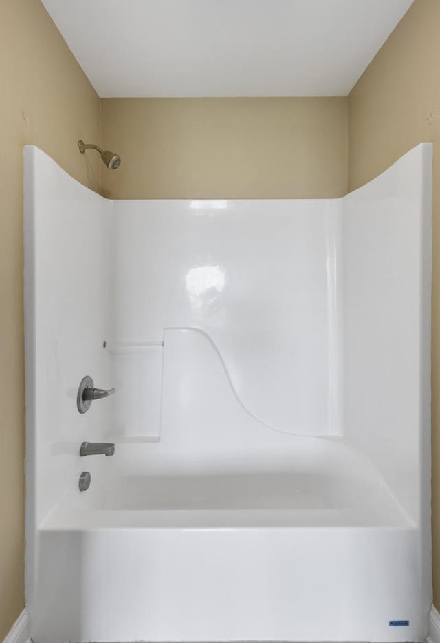4301 Ravens Crest Ln, Lexington, KY 40515 - full bathroom with shower / washtub combination and baseboards