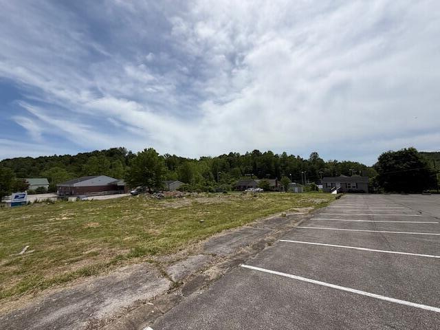 348 Glenn Ave, West Liberty, KY 41472