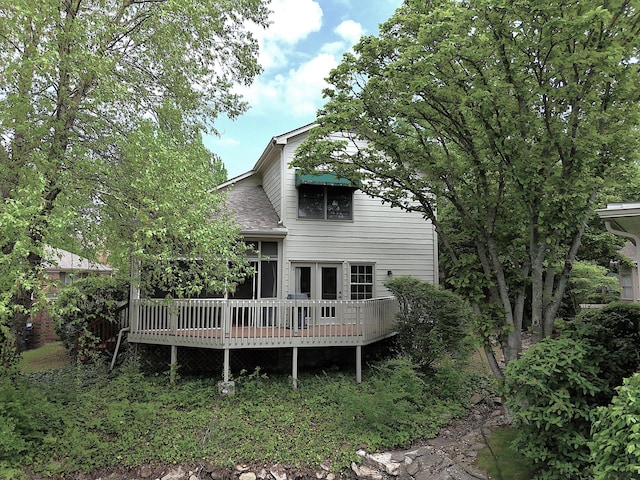1667 Snow Goose Cir, Lexington, KY 40511 - rear view of house with a wooden deck and a shingled roof