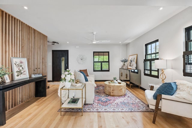 252 Cochran Rd, Lexington, KY 40502 - living room featuring wood finished floors, recessed lighting, and ceiling fan