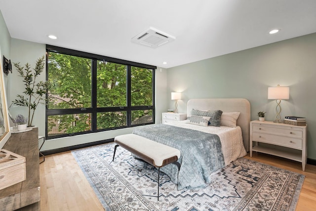252 Cochran Rd, Lexington, KY 40502 - bedroom featuring wood finished floors and recessed lighting