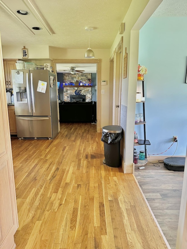 3125 Old Bull Rd, Eubank, KY 42567 - hallway featuring light wood finished floors and a textured ceiling
