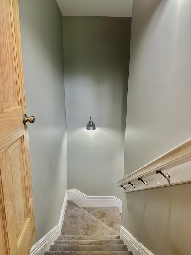 3125 Old Bull Rd, Eubank, KY 42567 - staircase with baseboards