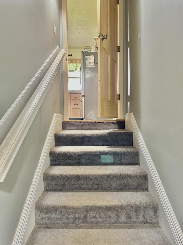 3125 Old Bull Rd, Eubank, KY 42567 - view of stairs