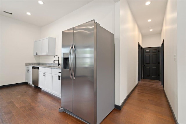224 Douglas Ave, Versailles, KY 40383 - kitchen with appliances with stainless steel finishes, a sink, dark wood finished floors, recessed lighting, and white cabinetry