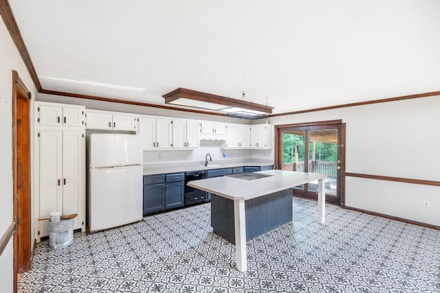 10708 Battlefield Memorial Hwy, Berea, KY 40403 - kitchen featuring freestanding refrigerator, a sink, black dishwasher, white cabinets, and ornamental molding