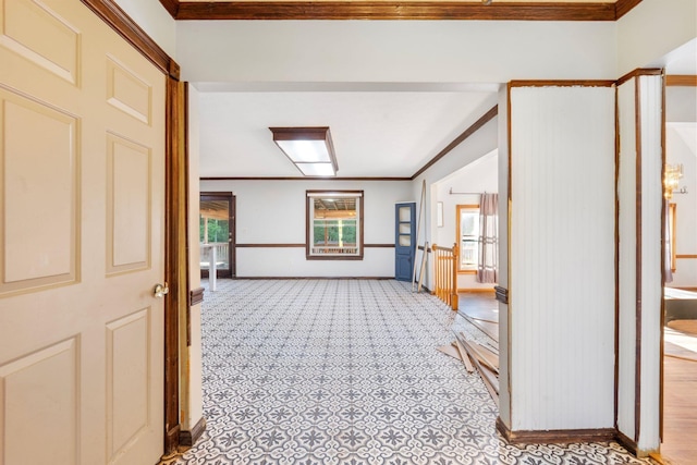 10708 Battlefield Memorial Hwy, Berea, KY 40403 - corridor featuring ornamental molding, baseboards, and light colored carpet