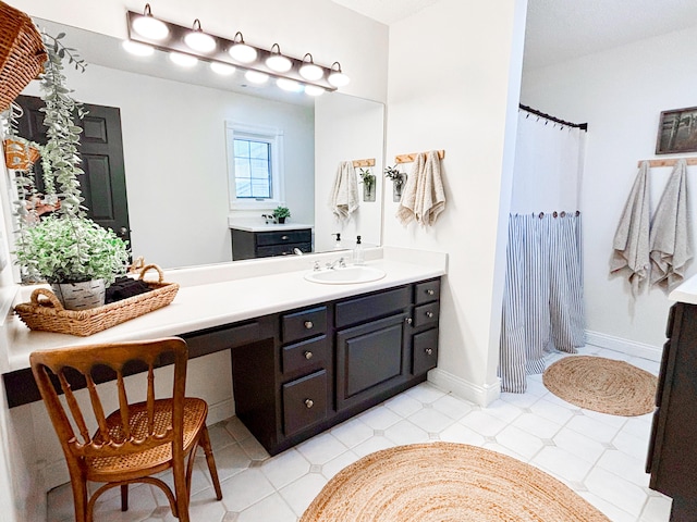 1610 Steele Branch Rd, West Liberty, KY 41472 - full bathroom featuring vanity, a shower with shower curtain, and baseboards
