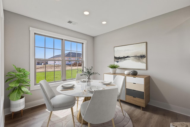 469 Wyldwood Way, Berea, KY 40403 - dining area featuring wood finished floors, baseboards, and recessed lighting