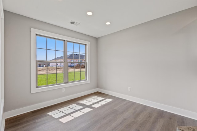 469 Wyldwood Way, Berea, KY 40403 - spare room with baseboards, recessed lighting, and wood finished floors