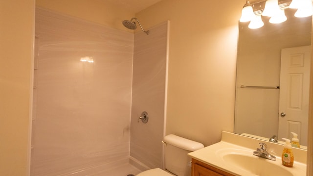 3659 Leisure Creek Ct, Lexington, KY 40517 - full bathroom with a shower, toilet, and vanity