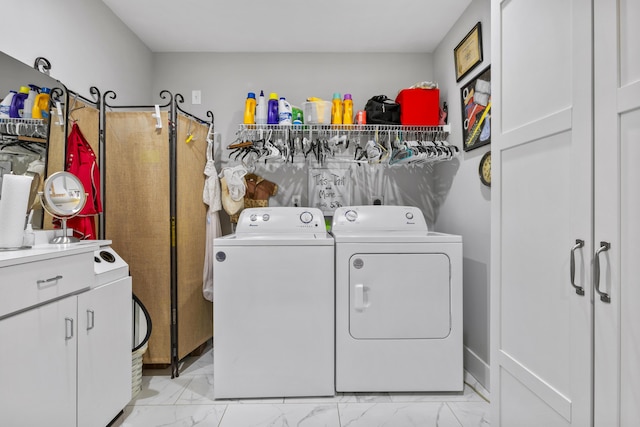 281 Meridian Way, Richmond, KY 40475 - laundry room featuring washing machine and clothes dryer and light marble finish floors