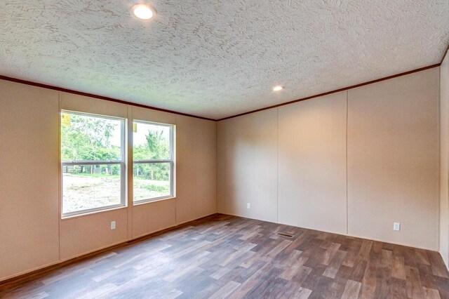 2832 Two Mile Rd, Winchester, KY 40391 - unfurnished room featuring ornamental molding, wood finished floors, a textured ceiling, and recessed lighting