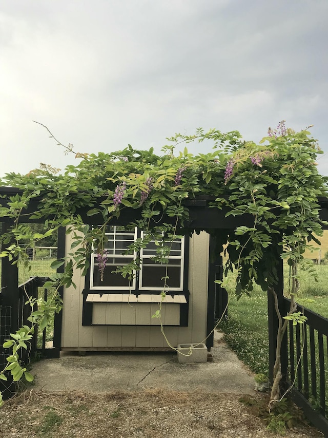 498 Winding Blade Rd, East Bernstadt, KY 40729 - view of home's exterior