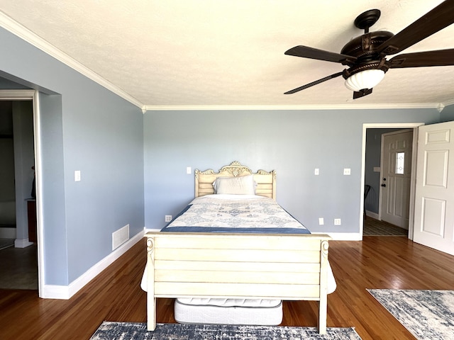498 Winding Blade Rd, East Bernstadt, KY 40729 - bedroom featuring wood finished floors, baseboards, crown molding, and ceiling fan