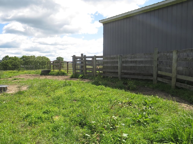 498 Winding Blade Rd, East Bernstadt, KY 40729 - view of yard