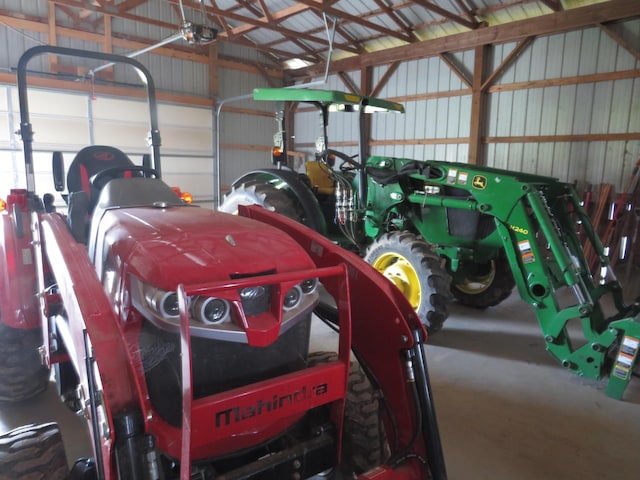 498 Winding Blade Rd, East Bernstadt, KY 40729 - view of garage
