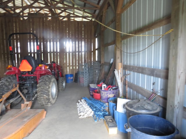 498 Winding Blade Rd, East Bernstadt, KY 40729 - view of garage