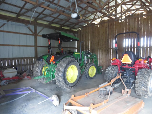 498 Winding Blade Rd, East Bernstadt, KY 40729 - garage featuring a garage door opener