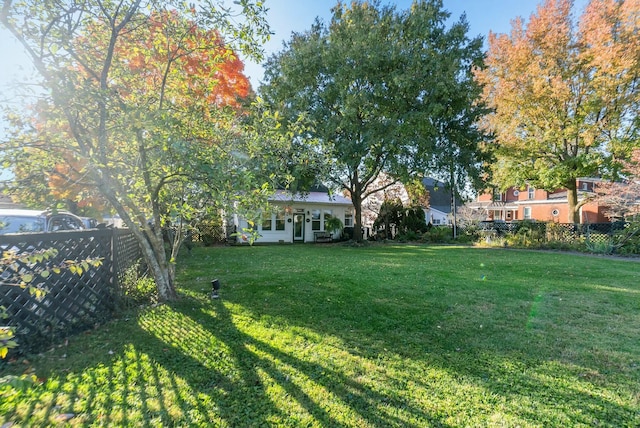 1483 Cypress St, Paris, KY 40361 - view of yard