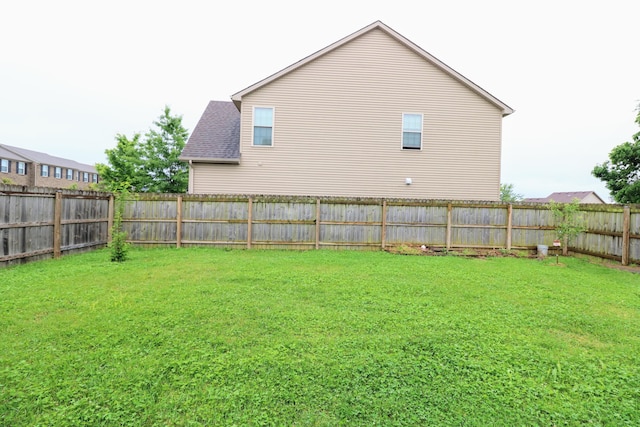 2592 Mable Ln, Lexington, KY 40511 - view of yard