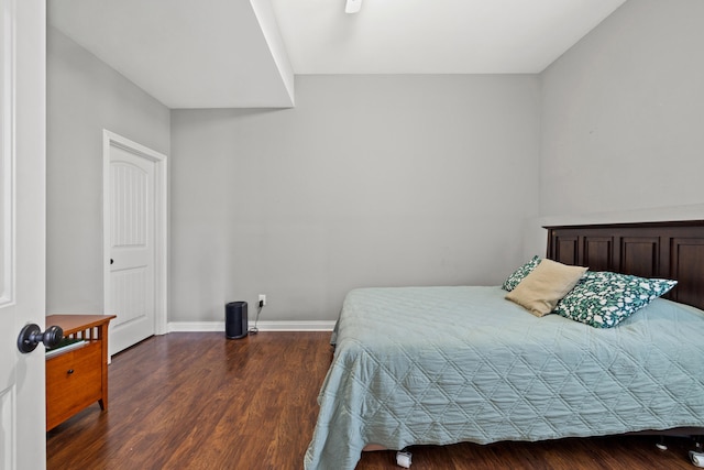 929 Lauderdale Dr, Lexington, KY 40515 - bedroom featuring dark wood-style floors and baseboards