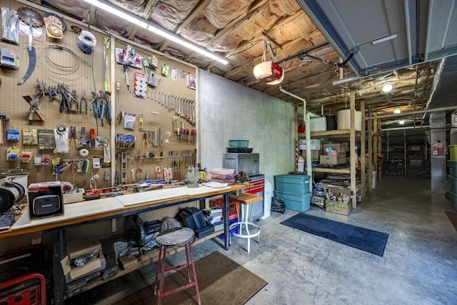 115 Old Bridge Rd, Danville, KY 40422 - below grade area featuring a workshop area