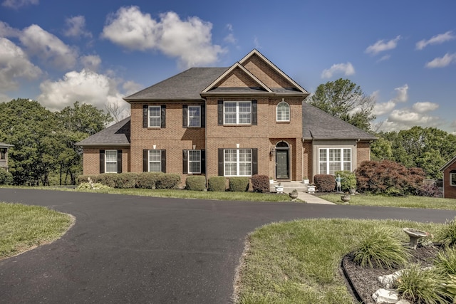 115 Old Bridge Rd, Danville, KY 40422 - view of front of home featuring brick siding and a front yard