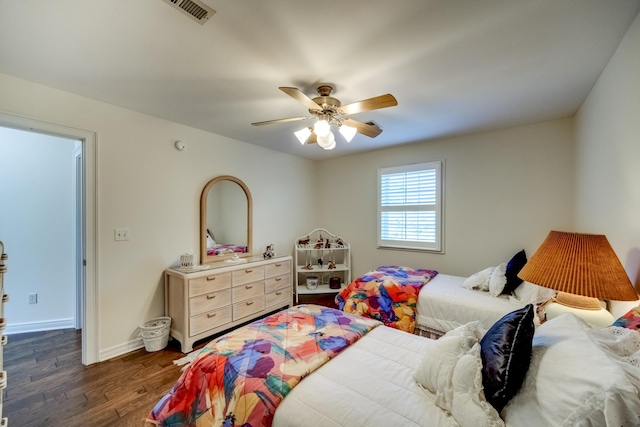 115 Old Bridge Rd, Danville, KY 40422 - bedroom with dark wood-type flooring, a ceiling fan, and baseboards