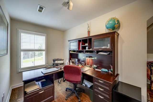 115 Old Bridge Rd, Danville, KY 40422 - office space featuring wood finished floors and baseboards
