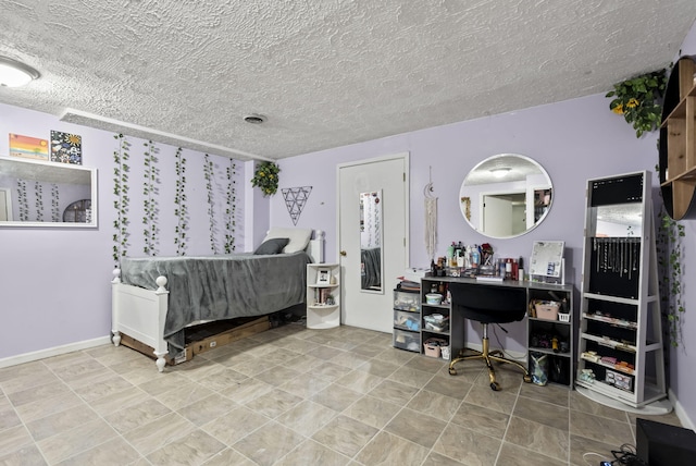 126 Frankie Dr, Richmond, KY 40475 - bedroom with a textured ceiling