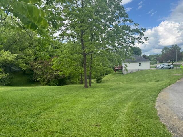 77 Bethy Rd, London, KY 40744 - view of grassy yard