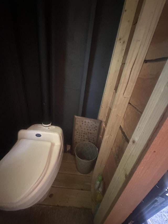 853 Rock Springs Rd, Celina, TN 38551 - bathroom featuring toilet