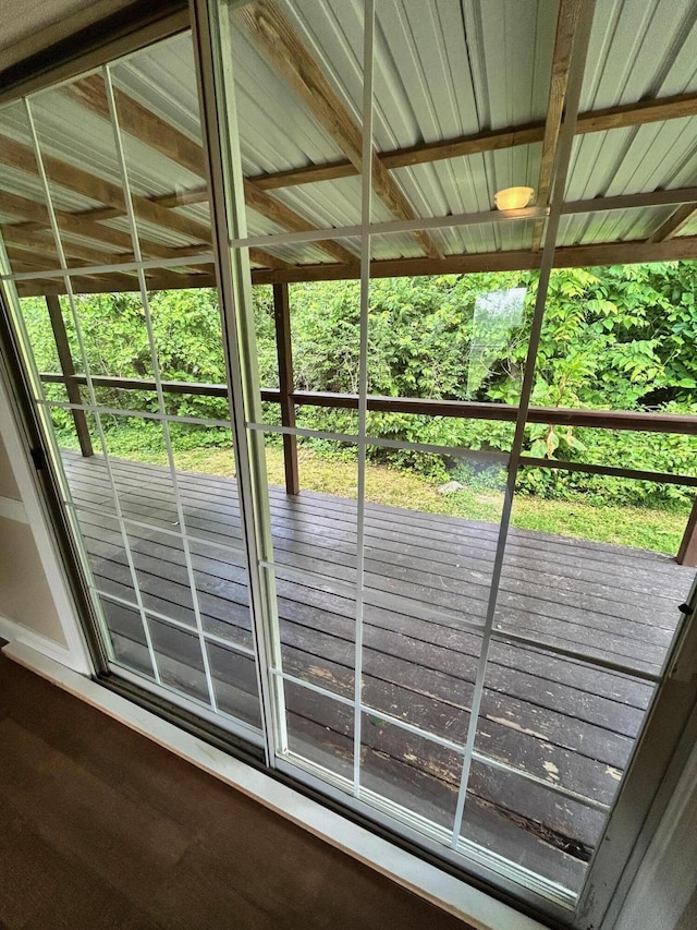 376 Cumberland Dr, Burnside, KY 42519 - detailed view of wood finished floors