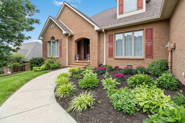 512 Water Cliff Dr, Somerset, KY 42503 - view of front of property featuring brick siding and a shingled roof