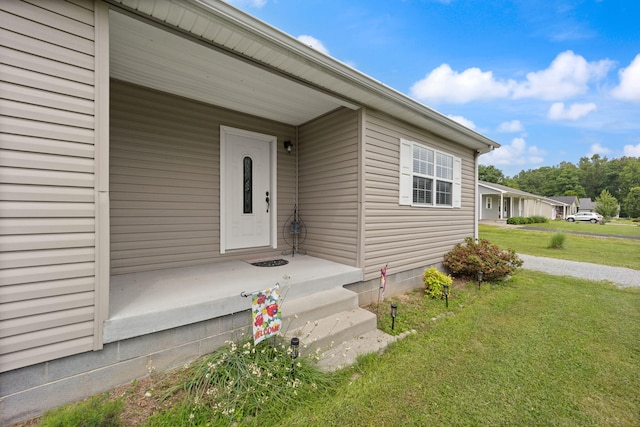 117 Autumn Dr, Russell Springs, KY 42642 - entrance to property with a lawn